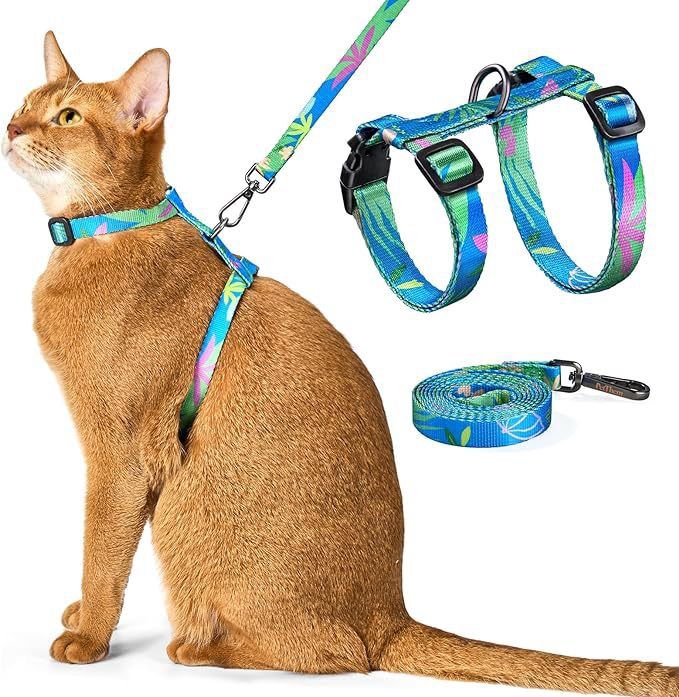 Adjustable Anti-Escape Cat Harness and Leash Set – Soft, Breathable, and Lightweight for Safe Outdoor Adventures with Your Feline Friend (Orange)